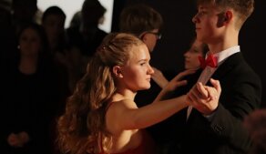 Závěrečný ples tanečního kurzu pro začátečníky