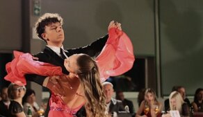 Závěrečný ples tanečního kurzu pro začátečníky